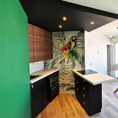 Appartement Le Panorama ,cœur De Avec Belle Vue Et Grand Balcon *